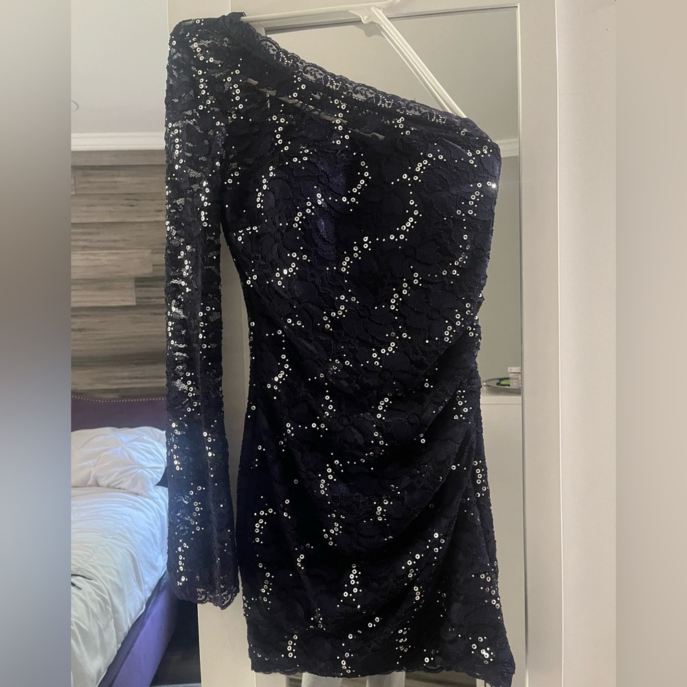 Brand new navy lace overlay one sleeve cocktail dress w sequin detailing